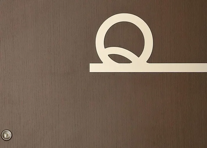 Original 3 Bedroom Downtown