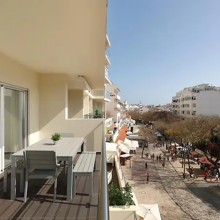 Original 3 Bedroom Downtown Apartmán Albufeira