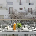 דירה Original 3 Bedroom Downtown *