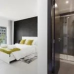 Original 3 Bedroom Downtown * אלבופיירה