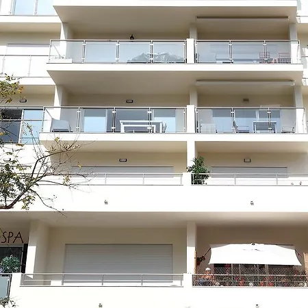 Original 3 Bedroom Downtown * אלבופיירה