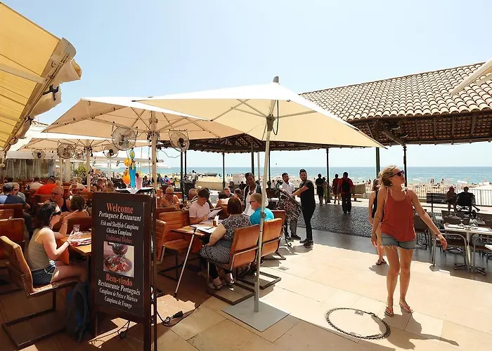 Original 3 Bedroom Downtown *